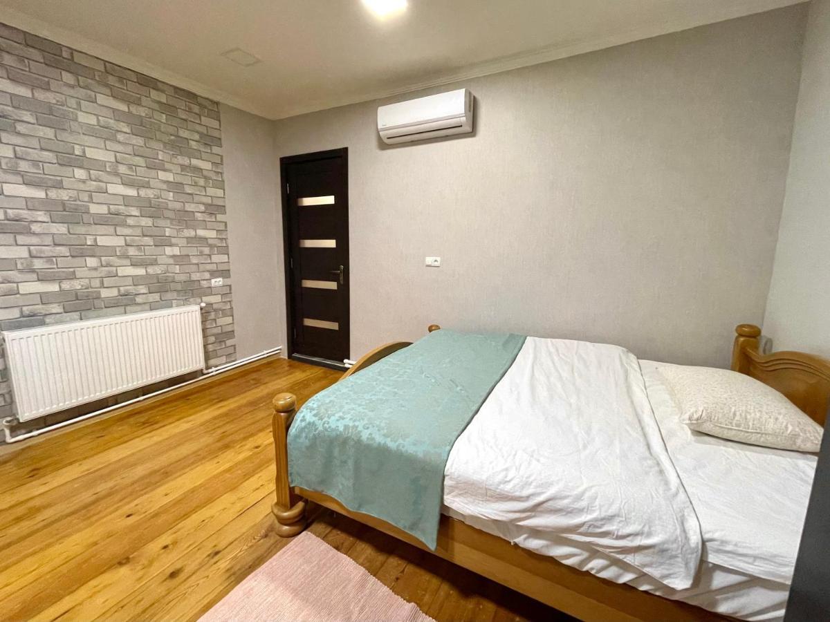 La Casa De Tbilisi Appartement Buitenkant foto